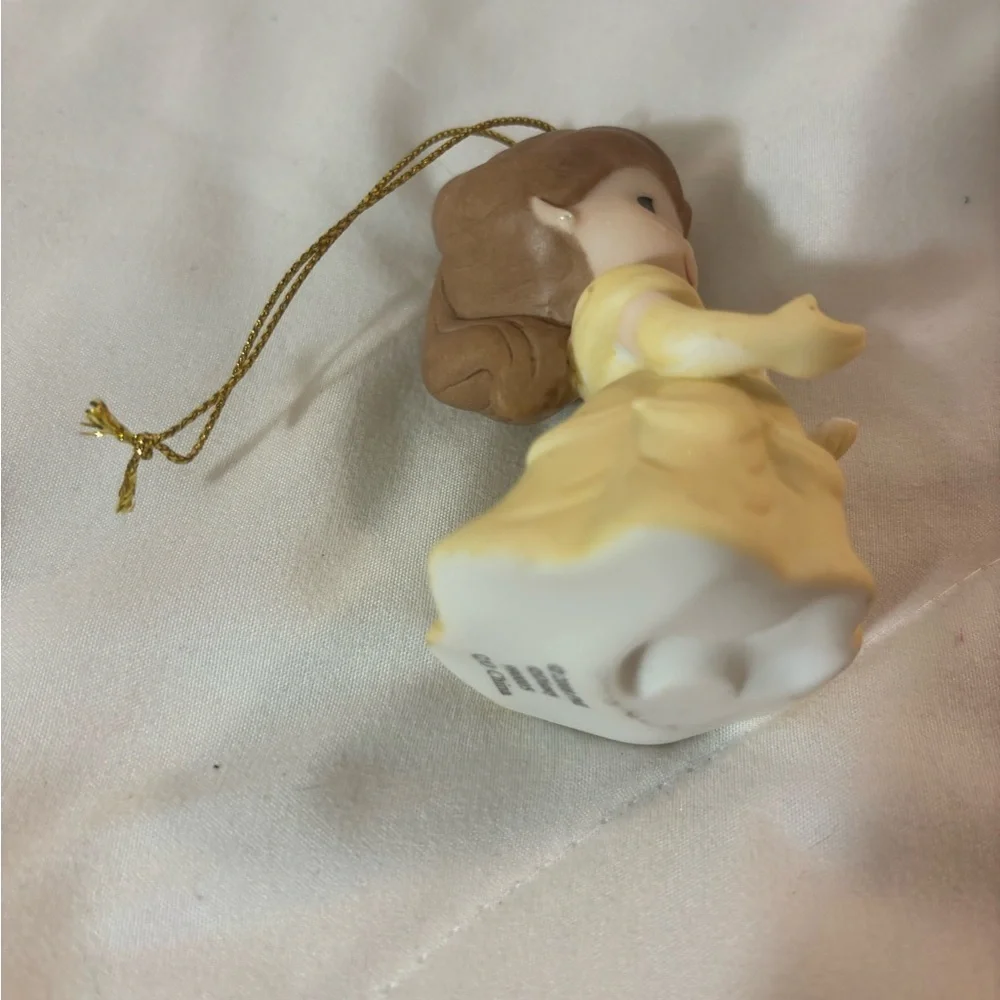 HALLMARK 2009 DISNEY BELLE AND CHIP LIMITED QUANTITY PRECIOUS MOMENTS see pics